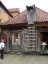 Oud huisje in Bryggen in Bergen